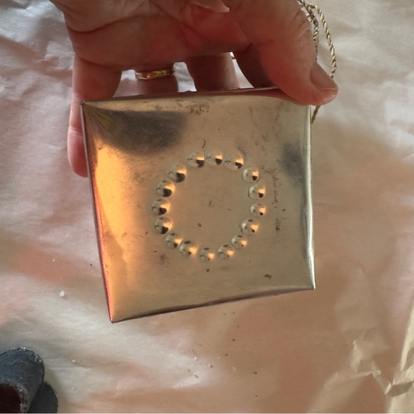 Sri Soap Handmade Charcoal and Natural Soap Set - Picture 6 of 7